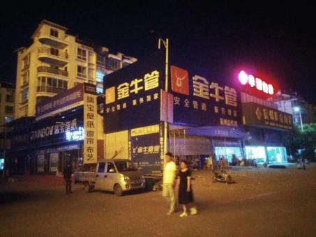 四点告诉你木里市场门头招牌设计的重要性！