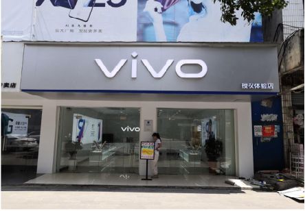 木里}做一个门店面广告招牌需要多少钱？