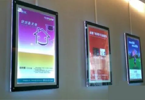 木里什么是超薄灯箱?